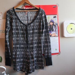 La Senza Sweater Jumpshort Lingerie.